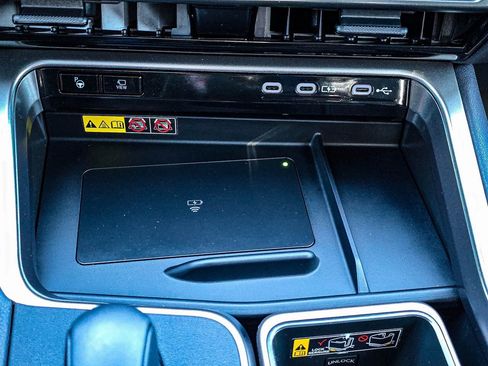 Used 2025 Lexus TX 350 AWD image 17