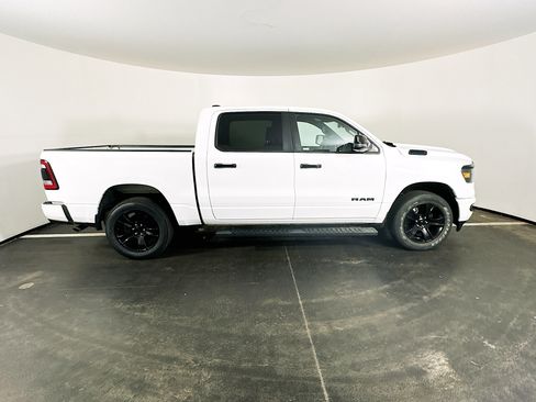Used 2023 RAM 1500 Big Horn AWD/4WD image 10