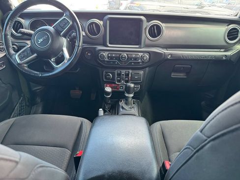 Used 2023 Jeep Wrangler Unlimited Rubicon 4xe w/ Steel Bumper Group AWD/4WD image 8