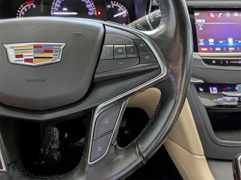 Used 2019 Cadillac XT5 Luxury image 33