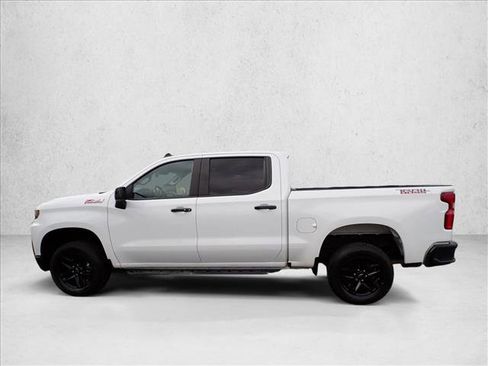 Used 2021 Chevrolet Silverado 1500 LT Trail Boss w/ Convenience Package II AWD/4WD image 2