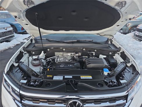 Certified 2023 Volkswagen Atlas SEL image 10