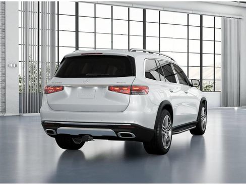 New 2026 Mercedes-Benz GLS 450 4MATIC image 23