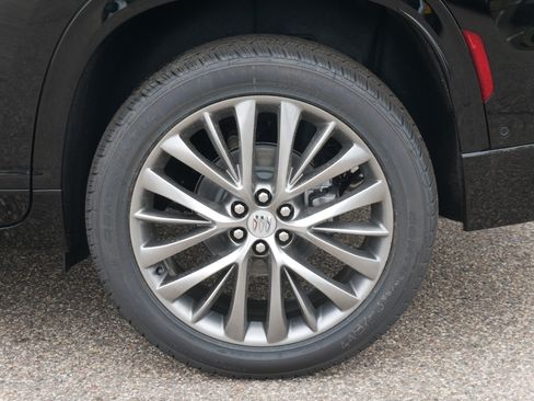New 2026 Buick Enclave Avenir w/ Super Cruise Package AWD/4WD image 3