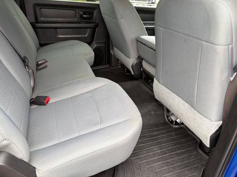 Used 2018 RAM 2500 Tradesman w/ Chrome Appearance Group AWD/4WD image 15