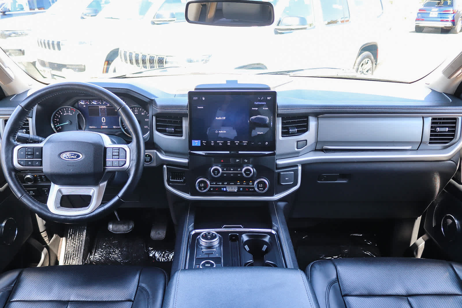 Used 2022 Ford Expedition XLT AWD/4WD image 12
