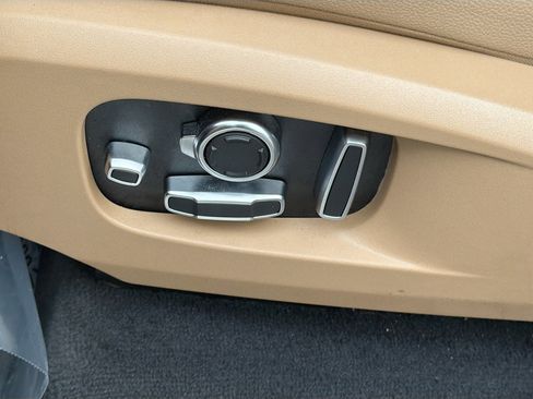Used 2022 Jaguar F-PACE S AWD/4WD image 25