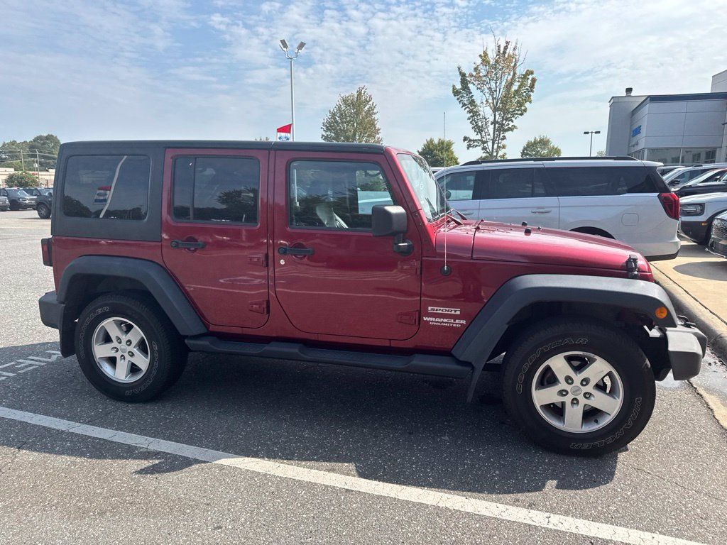 Used 2013 Jeep Wrangler Unlimited Sport AWD/4WD image 4
