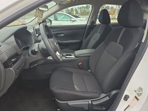 Used 2025 Nissan Sentra SV image 28