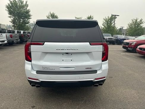 New 2026 GMC Yukon Denali w/ Sun & Power Step Package AWD/4WD image 8