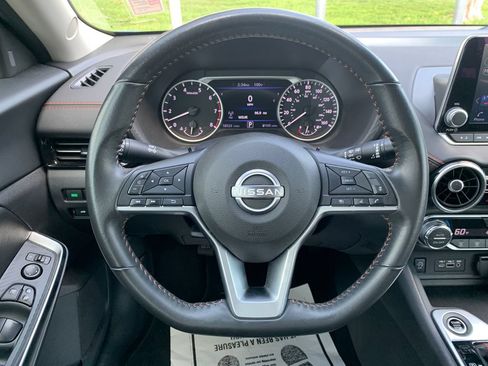 Used 2024 Nissan Sentra SR w/ Trunk Package FWD image 11