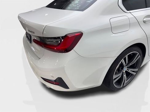 Used 2019 BMW 330i Sedan w/ Driving Assistance Package image 16