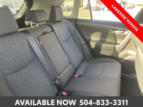 Certified 2025 Toyota RAV4 XLE FWD image 20