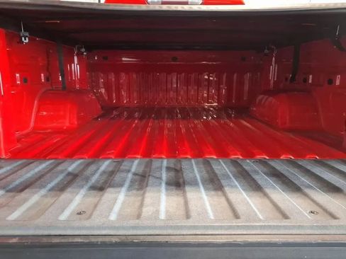 Used 2021 Chevrolet Silverado 1500 Custom image 6