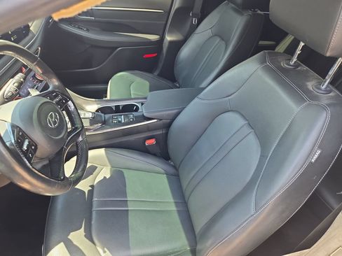 Used 2022 Hyundai Sonata Limited FWD image 17