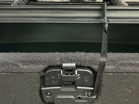 Used 2019 Jeep Grand Cherokee Trailhawk AWD/4WD image 32
