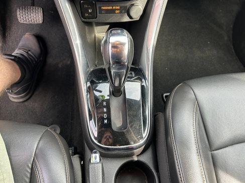 Used 2019 Chevrolet Trax Premier image 17