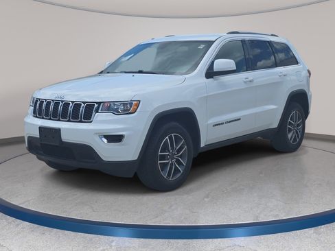 Used 2020 Jeep Grand Cherokee Laredo w/ Laredo X Package AWD/4WD image 1