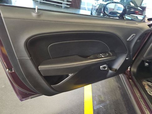 Used 2021 Dodge Challenger R/T Scat Pack RWD image 8