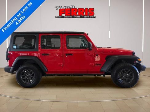 Used 2024 Jeep Wrangler Unlimited Sport AWD/4WD image 2