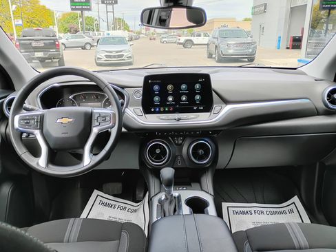 Used 2024 Chevrolet Blazer LT w/ Convenience Package FWD image 13