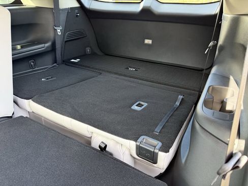 New 2026 INFINITI QX60 Luxe image 12