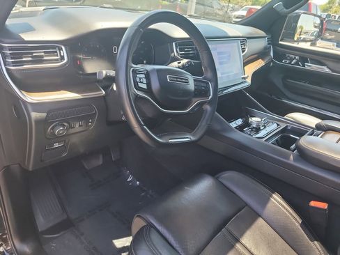 Certified 2024 Jeep Grand Wagoneer L 4WD image 22