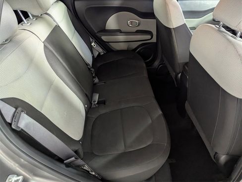 Used 2016 Kia Soul image 28