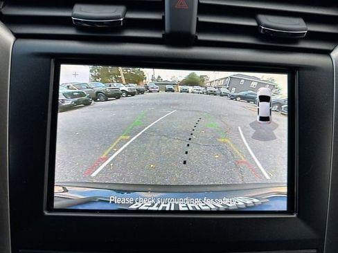 Used 2020 Ford Fusion SE image 17