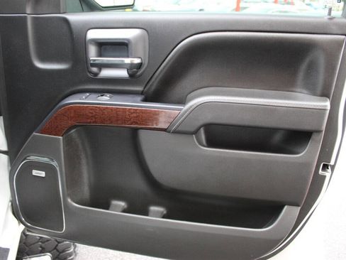 Used 2016 GMC Sierra 1500 SLT w/ SLT Premium Package image 10