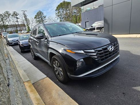 Used 2022 Hyundai Tucson Blue image 3