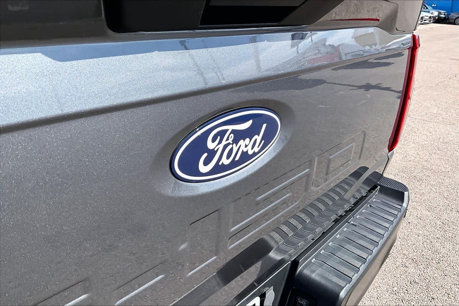 Used 2025 Ford F150 STX w/ Equipment Group 201A FX4 AWD/4WD image 9