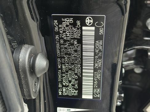 Used 2024 Toyota Corolla SE FWD image 30