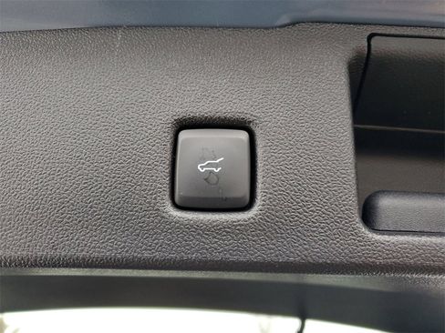 New 2026 Ford Escape SE image 28