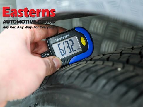 Used 2024 Toyota Corolla LE image 27