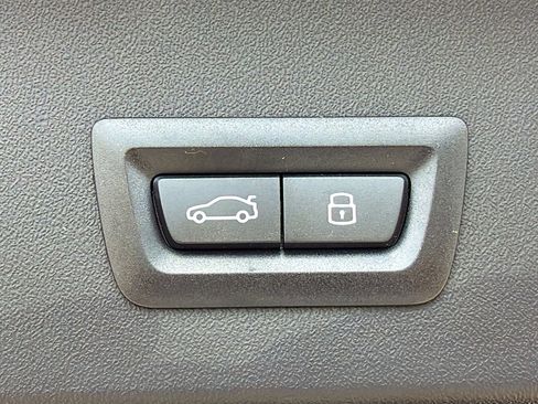 Used 2025 BMW X3 xDrive30i image 13