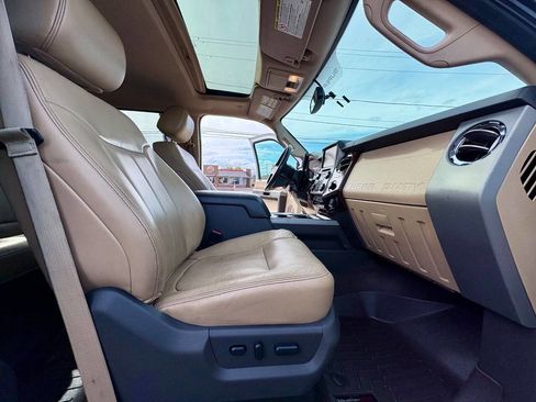 Used 2013 Ford F250 Lariat w/ Lariat Ultimate Pkg image 31