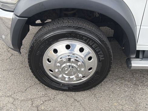 Used 2018 RAM 5500 SLT w/ Quick Order Package 29G SLT image 12