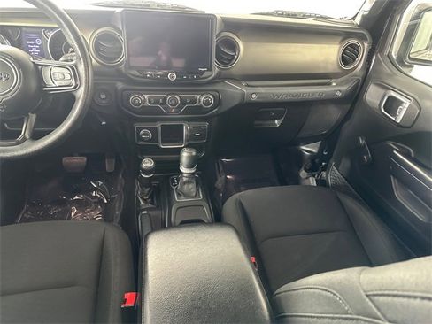 Certified 2019 Jeep Wrangler Unlimited Sport image 16