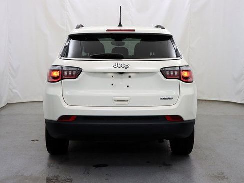 Used 2019 Jeep Compass Latitude image 6