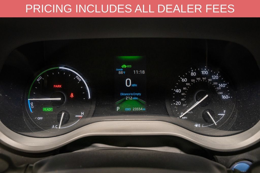 Certified 2023 Toyota Sienna XLE FWD image 19