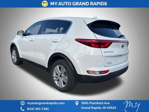 Used 2019 Kia Sportage LX image 7