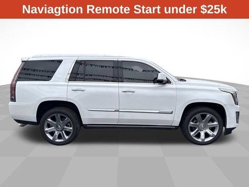 Certified 2018 Cadillac Escalade Premium Luxury RWD image 4