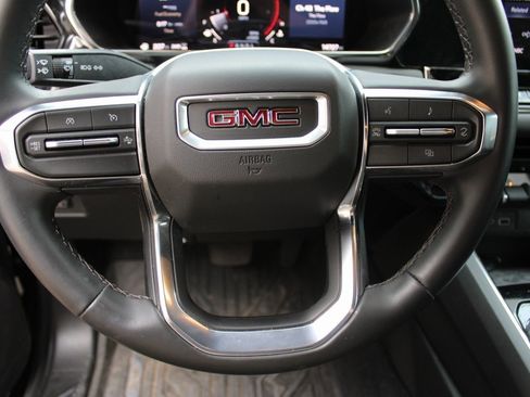 Used 2024 GMC Canyon Elevation w/ Convenience Package image 11