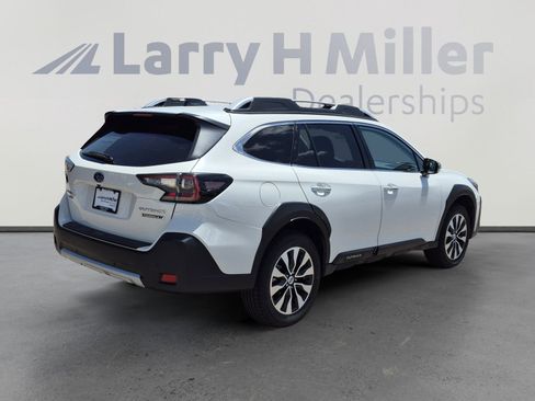 Used 2024 Subaru Outback Touring XT AWD/4WD image 5