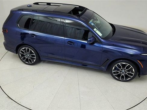 Used 2024 BMW X7 xDrive40i w/ Executive Package image 79