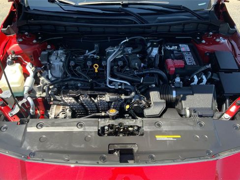 Used 2024 Nissan Altima 2.5 SV FWD image 22