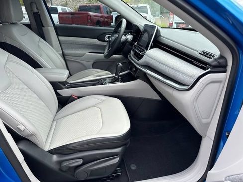 Certified 2022 Jeep Compass Latitude AWD/4WD image 16