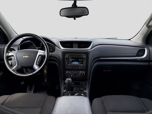 Used 2015 Chevrolet Traverse LT w/ Traveler's Package FWD image 18