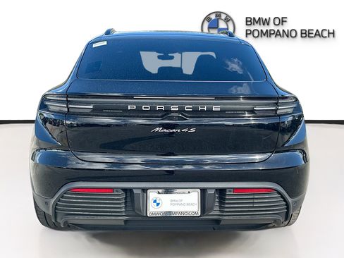 Used 2025 Porsche Macan 4S Electric image 6